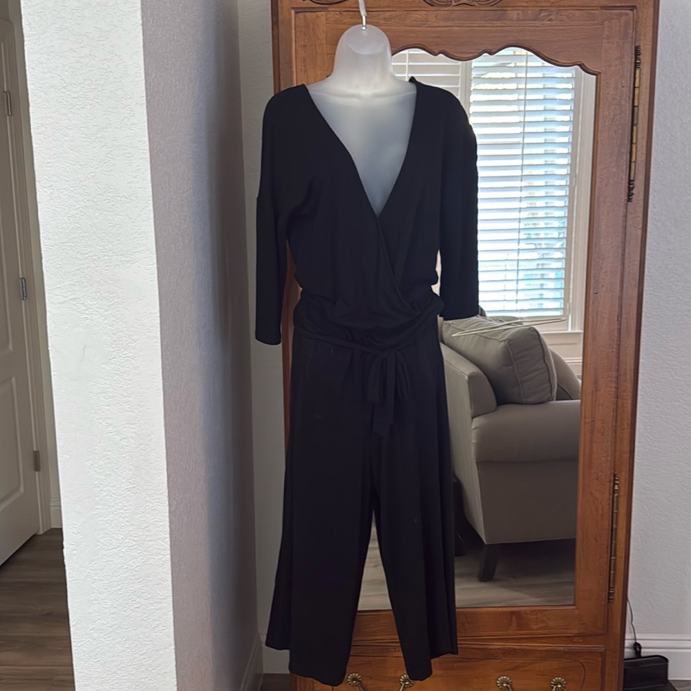 Daily Ritual jumpsuit size small lounge crop